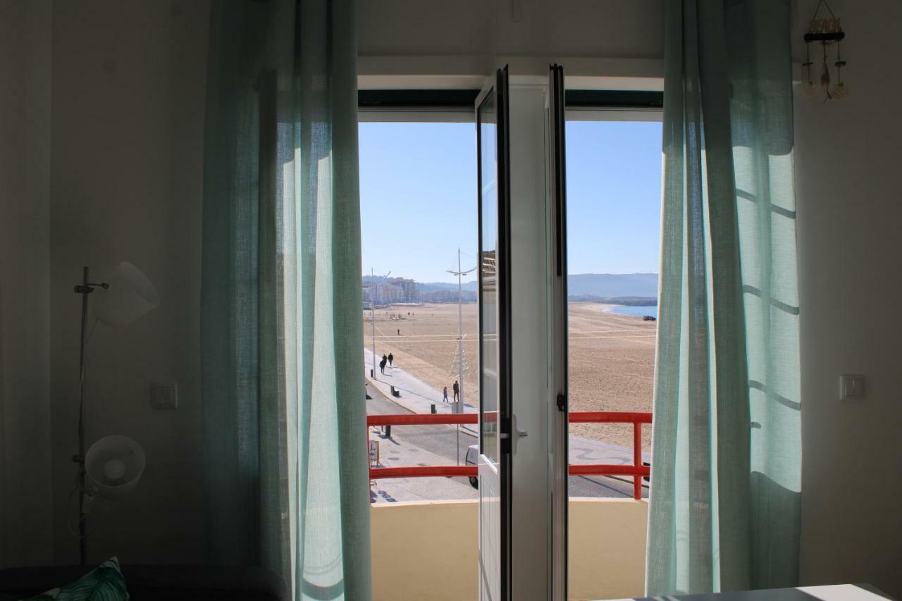 Sand & Sea Apartment Nazare Exterior photo